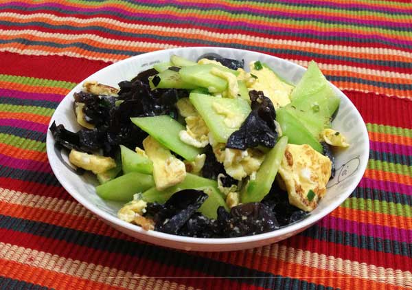 木耳炒蛋做法 美味又营养