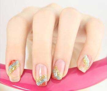 指甲油怎么涂好看