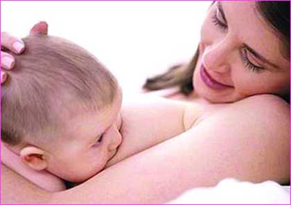 新生儿喂养的五个不要做的动作