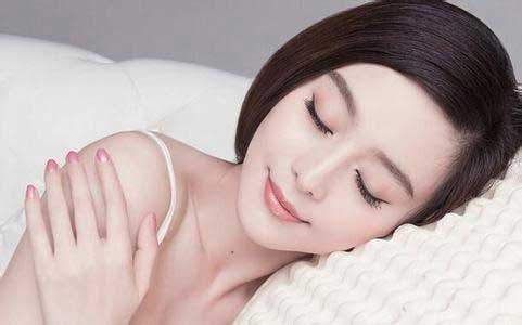 睡前这六件事不要做 否则会加速衰老