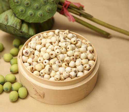 秋季养生吃什么 四种食物堪称“四大名补”