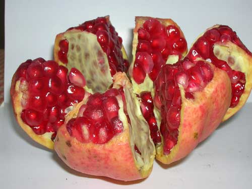 吃石榴会上火吗 吃石榴的注意事项