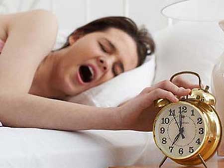 老是失眠是怎么回事 8种改善失眠的方法