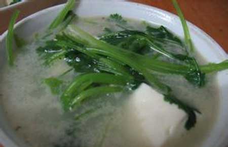 感冒咳嗽吃什么好 十个治感冒咳嗽的食疗方法