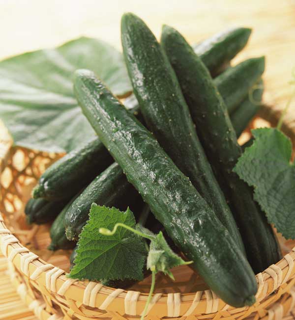 女性经期浮肿多吃这几种食物