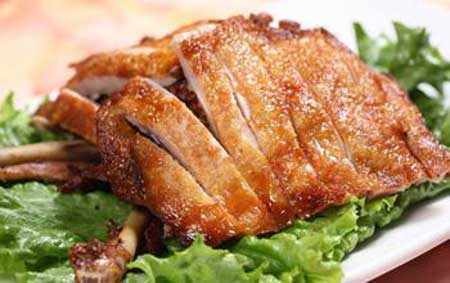 健身饮食三个误区_蛋白质多吃没必要