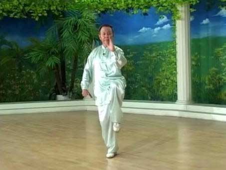 春天教你拉拉筋 舒展身体更健康