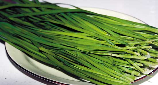 春季吃韭菜虽好 但禁忌不可不知