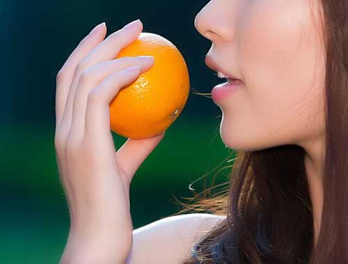 吃橘子护肤美容，怕上火搭配喝蒲公英根茶