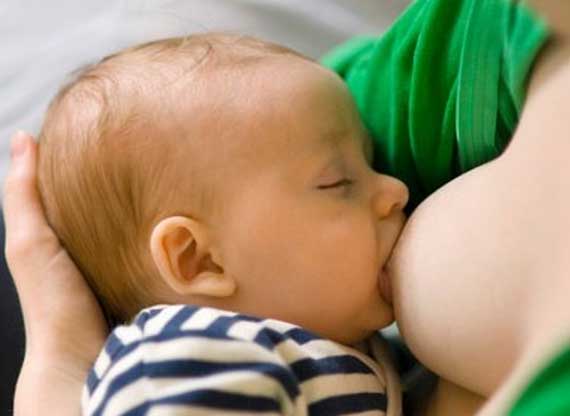 母乳喂养 多久喂一次合适？