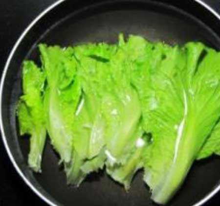 做菜前先焯水 这样护胃妥妥的