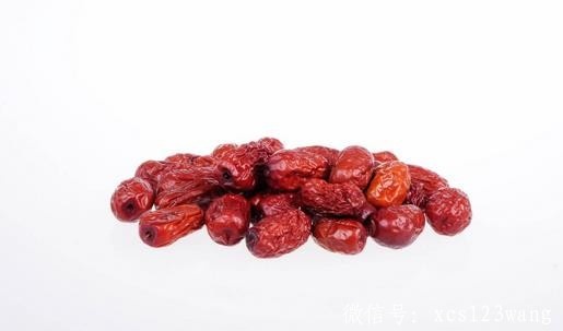 女性血虚吃红枣能养颜 肌肤润泽红枣来帮忙