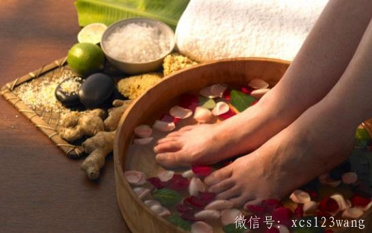 冬季泡脚需要注意哪些事项 脚冻伤了不能用太热的水泡