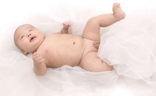 如何判断宝宝是否吃饱了