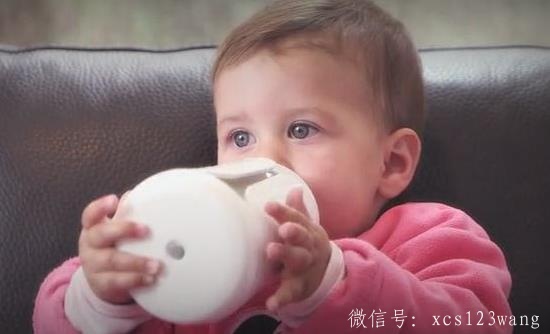 6个月的宝宝吃奶量减少怎么办