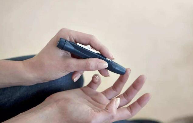 糖尿病要注意什么？只要做到这4点，保你血糖稳稳的！