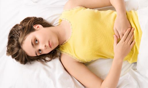 女人月经降临时牢记保健细节 不要用冷水来洗手