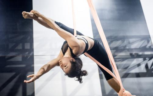 瑜伽入门姿势大推荐 想要练好瑜伽的新手菜鸟看过来