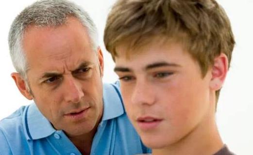 青春期心理上产生叛逆 家长应对青春期叛逆的方法