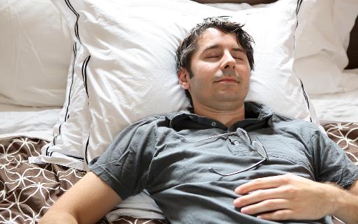 午睡之后还是特别困 了解你的睡眠周期学会高效睡眠