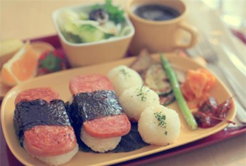 45岁是寿命决定期 长寿还是短命四个表现一目了然