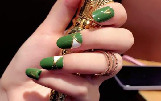 指甲能反映出人体健康 关键时刻会为健康发言