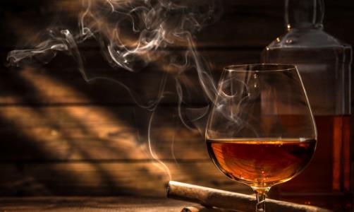 戒酒之后会变瘦 经常喝酒的人戒酒后身体的变化