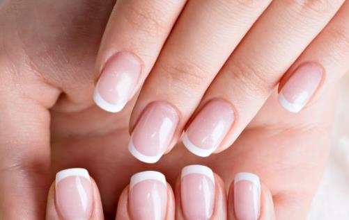 指甲并不会呼吸”但生长需要氧气 指甲与疾病预测