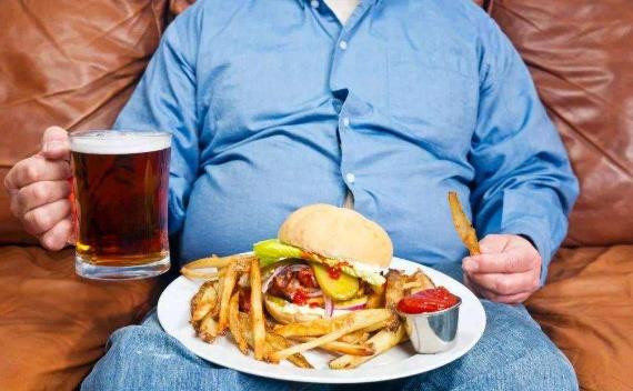 脂肪肝的原因 肥胖和饮酒导致脂肪肝的形成