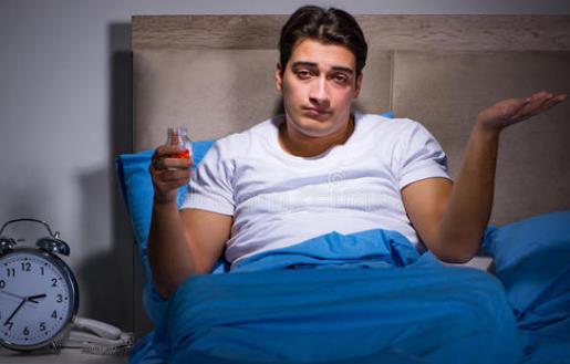 实用助眠小窍门 晚上九点洗个温水澡