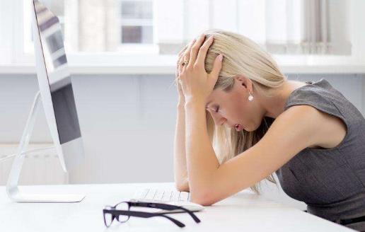 黑眼圈是人体某些疾病的信号 去掉黑眼圈的小窍门