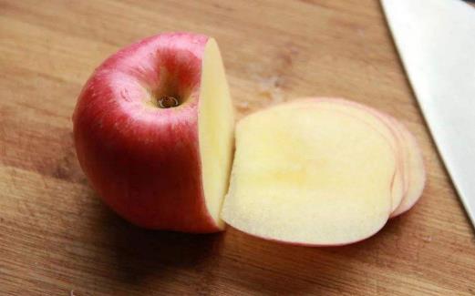 黑眼圈是人体某些疾病的信号 去掉黑眼圈的小窍门