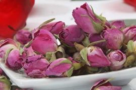 玫瑰花可嫩肤美颜 教你6个玫瑰养颜方