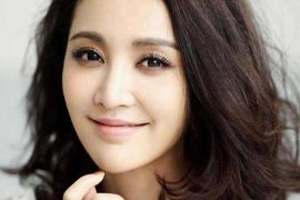 教时髦短发MM怎么画彩妆