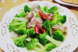 吃花椰菜能清理血管防癌症