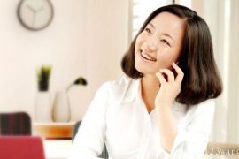 白领必读：办公室养生法 转腰如此重要