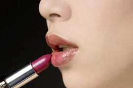 如何挑选唇膏颜色