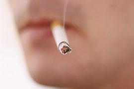吸烟导致皮肤干燥加剧皱纹出现 7种方法帮你尽早戒烟