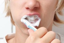逼死强迫症系列 早上起床先喝水还是先刷牙