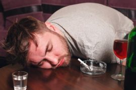 睡觉让你加速衰老的禁忌事项 睡得好身体才能更健康