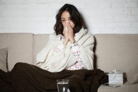 长期睡眠不足引发耳鸣 耳鸣与这些疾病脱离不了关系