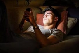 年轻人千万别再熬夜了 熬夜的危害看了都害怕