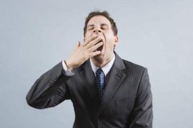 每天都无缘无故打哈欠是什么原因