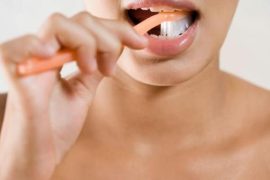 刷牙恶心干呕是怎么回事