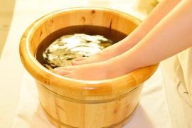 泡脚温暖解乏 泡脚减肥可以加的8种中药