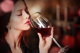 解酒最快的方法 醋和茶没有解酒效果