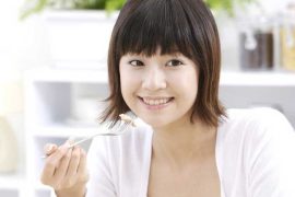 肤色暗黄怎么调理 改善皮肤暗黄12种方法