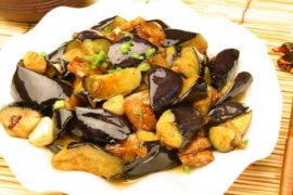 烧茄子的家常做法 烧茄子好吃又防癌抗癌